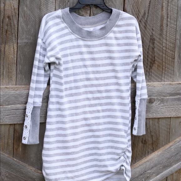 Maurice’s Grey Pullover - Picture 2 of 5